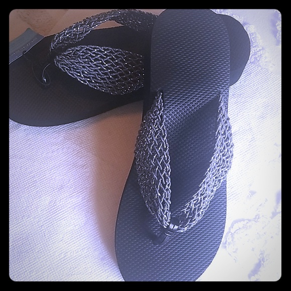 sun & sky flip flops